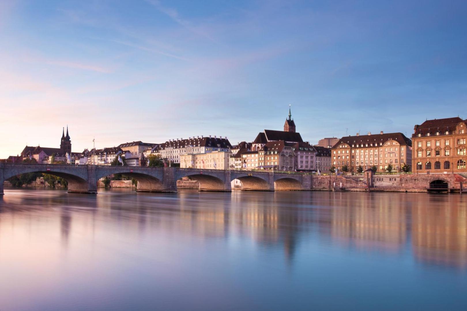 Special Picco Picasso Basel, Bahnhof Grossbasel 10-star Apartment Basel
